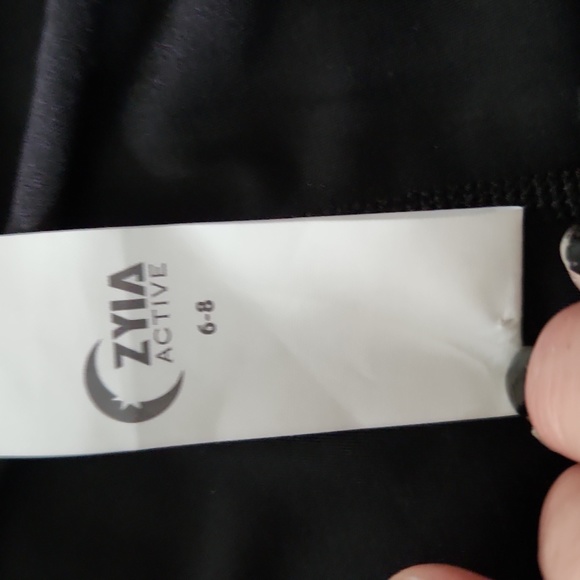 Zyia womens size 6-8 purposely cut for style bnwot - Picture 5 of 5